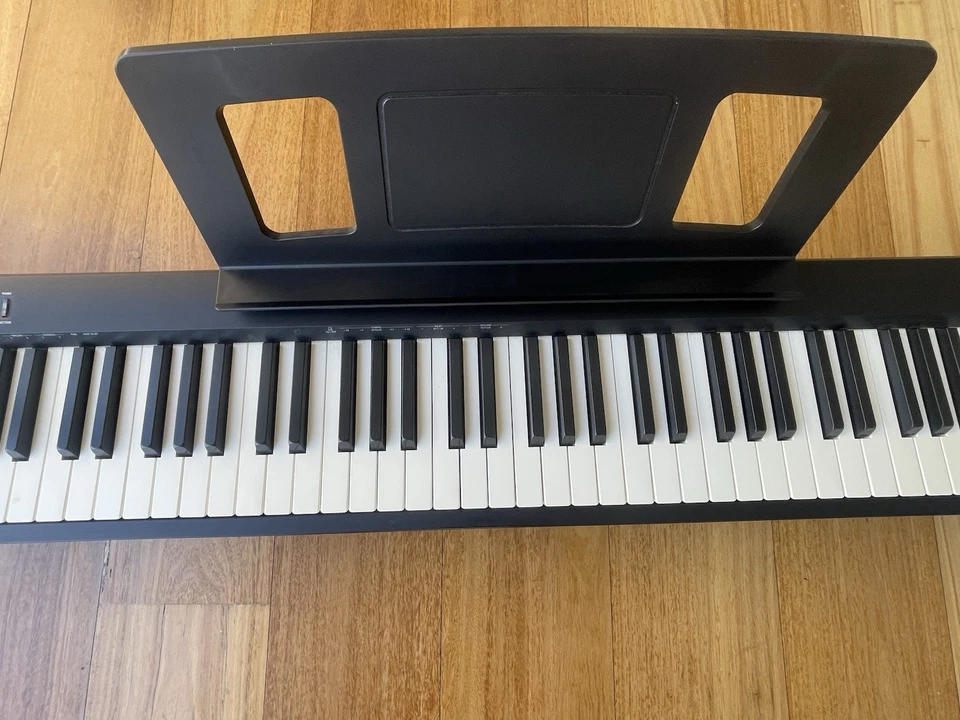 ROLAND FP-10 Digital Piano - 88-Key. Kit incl wall stand, stool, music & more - image 3 of 4