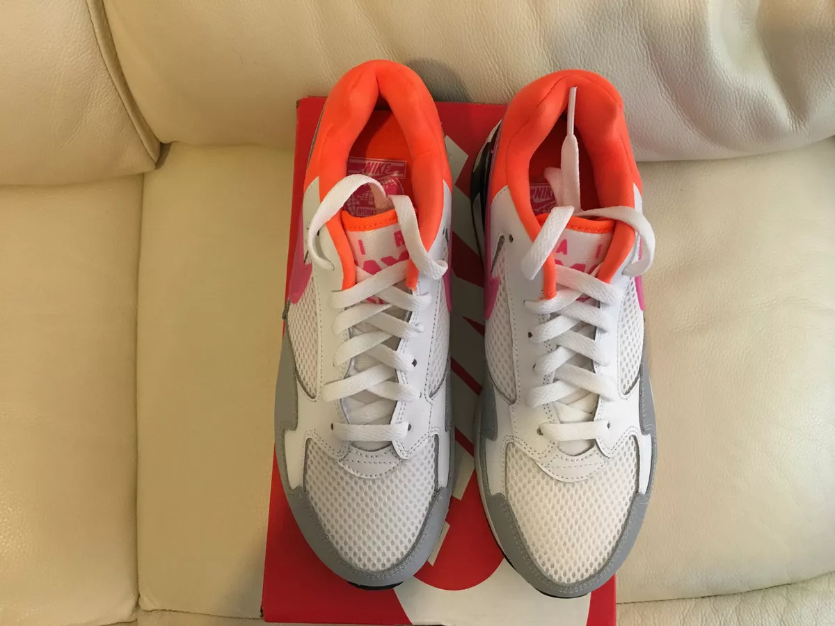 Nike hotsell new look