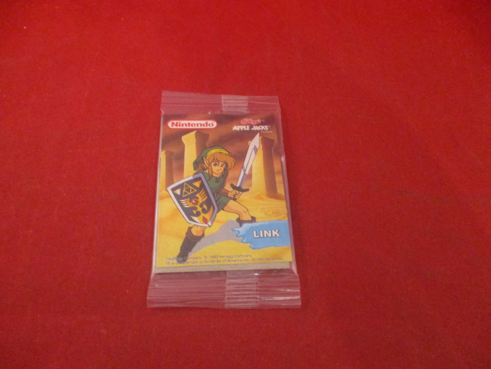The Legend of Zelda Link 1993 Kellogg's Apple Jacks Promo Cereal Prize Nintendo