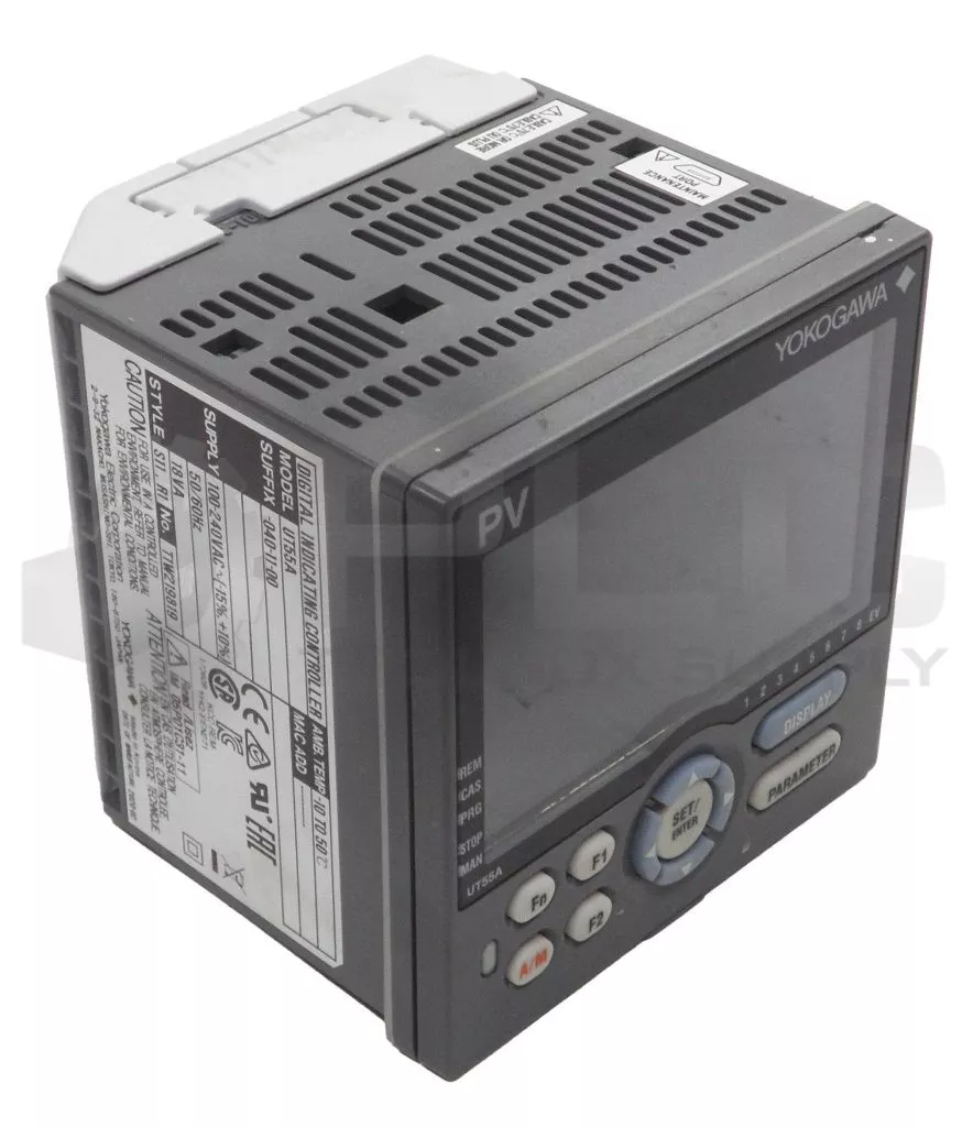 YOKOGAWA UT55A-040-11-00 TEMPERATURE CONTROLLER -10/50C 100-240VAC 50/60HZ 18VA