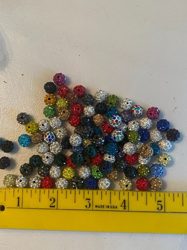 100 cuentas de diamantes de imitación con inserción de diamantes de imitación bolas de 10 mm pavé discoteca - mezcla aleatoria - Imagen 4 de 4