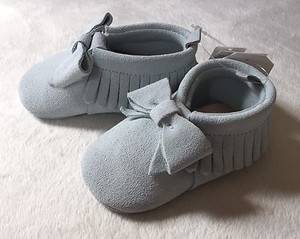 baby gap moccasins
