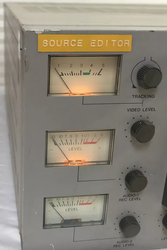 JVC Model BR-8600U Vintage Editing Deck - Image 2 of 4