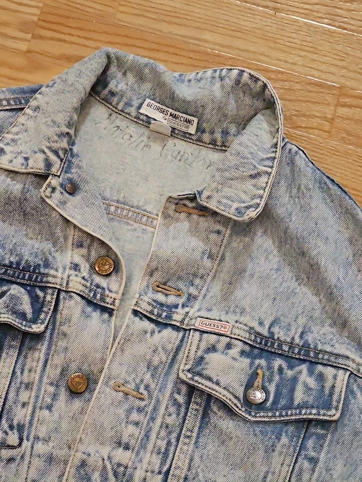 Chaqueta de Camionero Vintage Guess EE. UU. 90’s Para Mujer Grande Azul Denim Hecha en EE. UU. USADA EN EXCELENTE ESTADO Foto 2 de 4