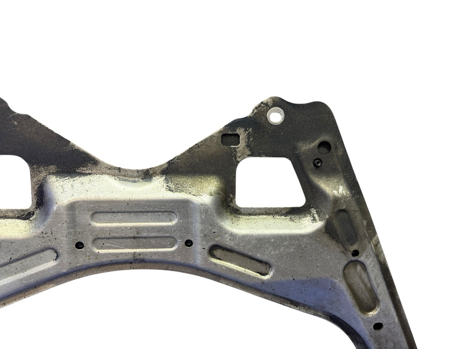 Maserati Ghibli 2014-2024 Front Support bracket