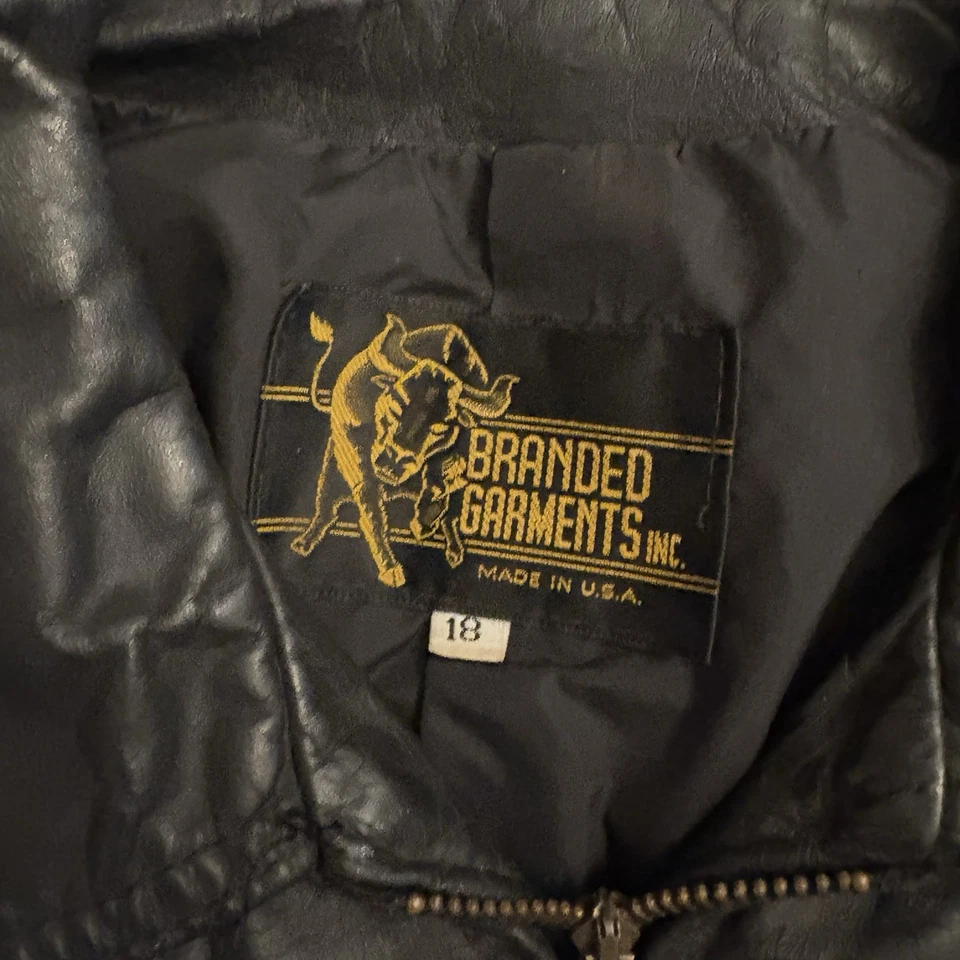 Chaqueta de cuero con flecos para mujer Branded Garments Gold Label 18 Foto 3 de 4