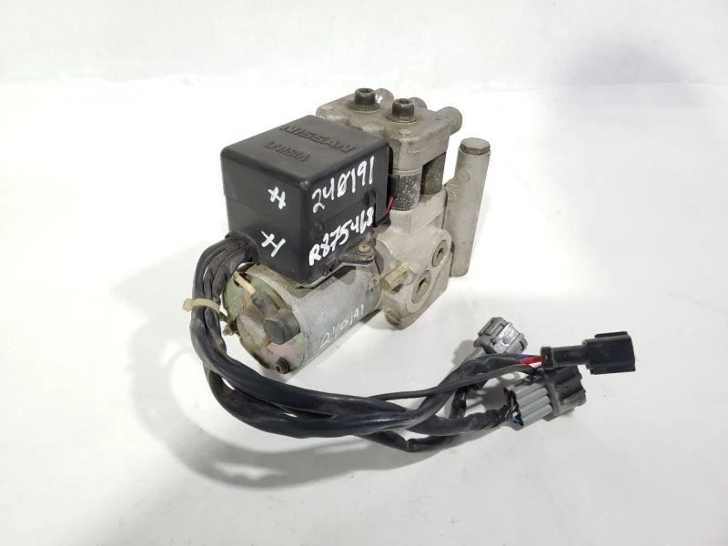 Nissan 240SX 1995 1996 OEM bomba de pieza de freno antibloqueo tracción trasera automática Foto 4 de 4