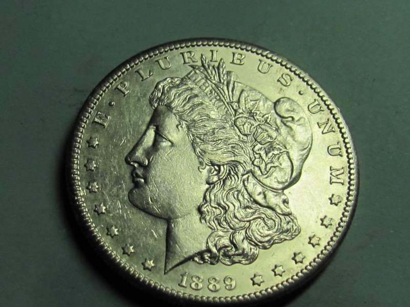 1889-S MORGAN DOLLAR   NICE BU COIN