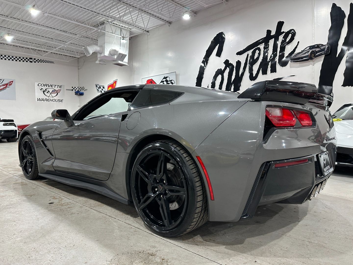 2015 [G1B] Shark Gray Metallic Chevrolet Corvette   | C7 Corvette Photo 5