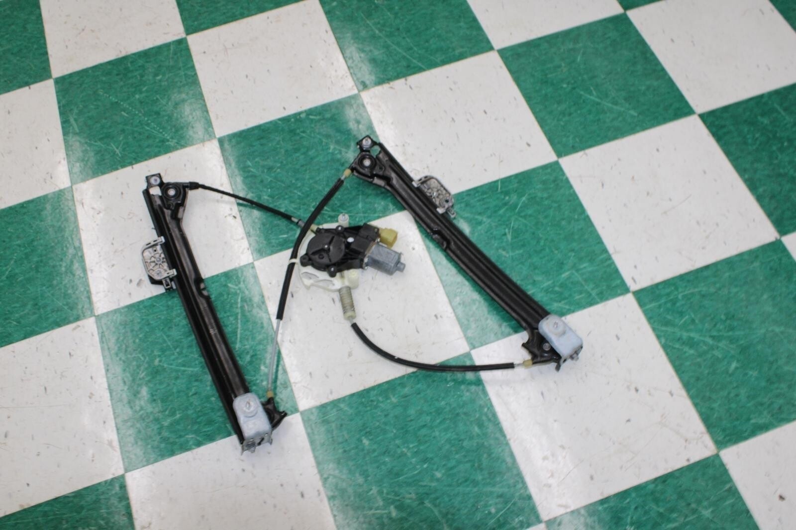 14-21 Ghibli Electronic Front Driver Side Left LH Power Window Regulator OEM WTY