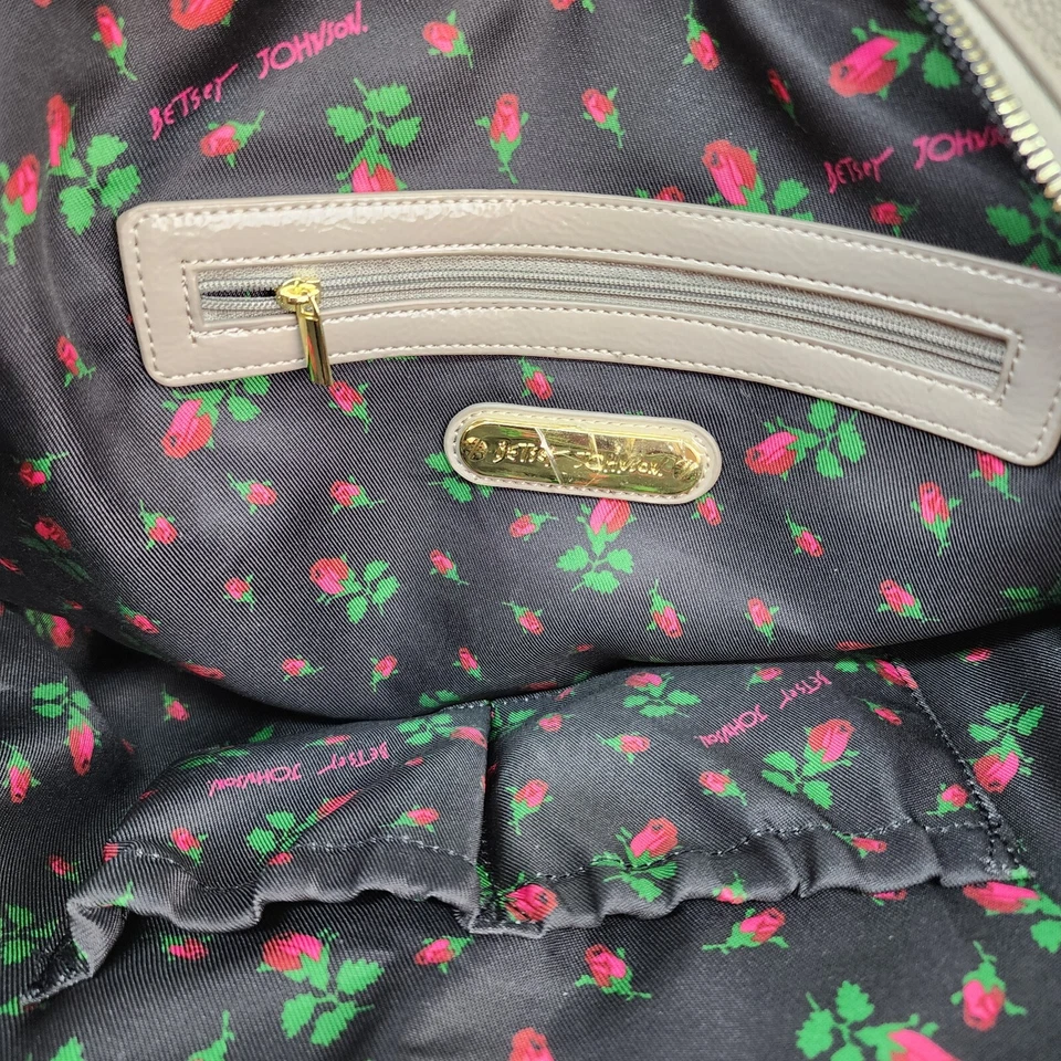 Bolso de Mano Betsey Johnson Acolchado Tostado Grande Arco Cartera Cadena Dorada Bolso de Hombro Foto 4 de 4