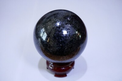Purple Lepidolite sphere helps overcome dependencies