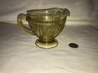 PRETTY VINTAGE GOLD YELLOW DEPRESSION GLASS CREAMER CREAM PITCHER Flower Design — photo 1