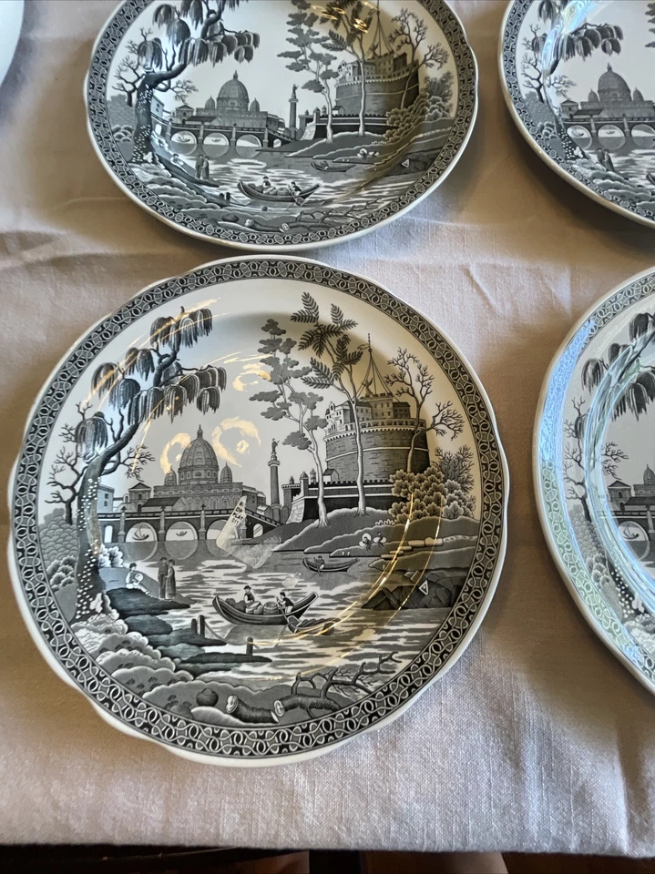 Spode Archive Collection 10-1/4" Dinner Plates Black White Rome Pattern New - Image 4 of 4