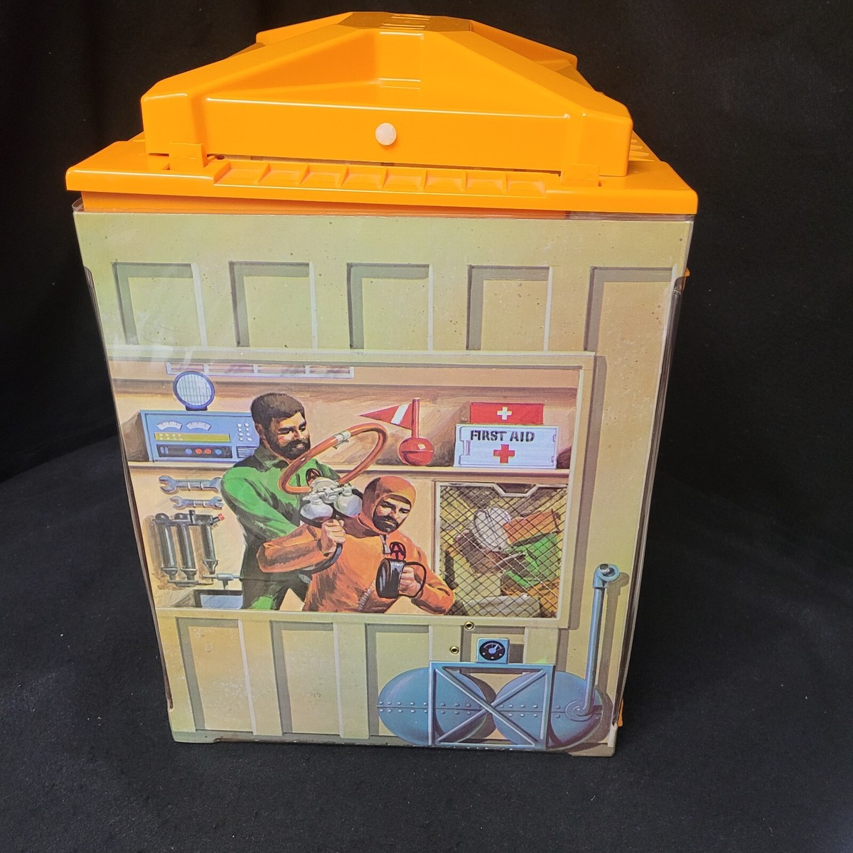 99% COMPLETE 1972 GI Joe Adventure Team Headquarters Hasbro