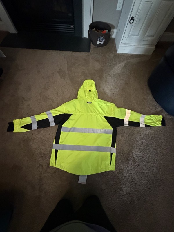 Kishigo Black Series Hi-Vis Reflective Hooded Jacket Yellow/Gray/Black L WB102