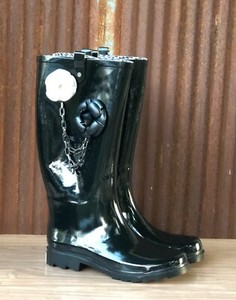 dirty laundry rain boots