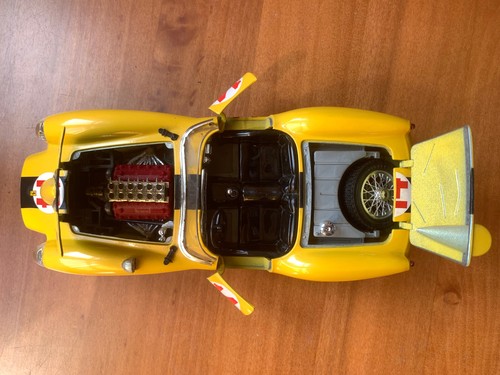 FERRARI 250 TESTA ROSSA LE MANS n. 14 (1957) 1:18 BBURAGO - Foto 6 di 7