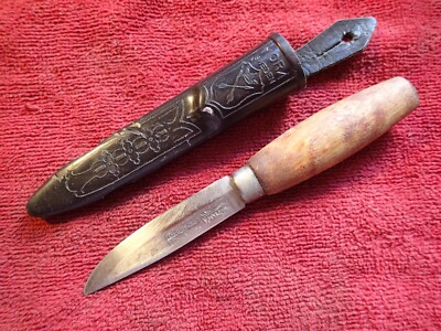 SMALL VINTAGE KNIFE FROSTS MORA with  WOOD HANDLE SWEDEN SWEDISH
