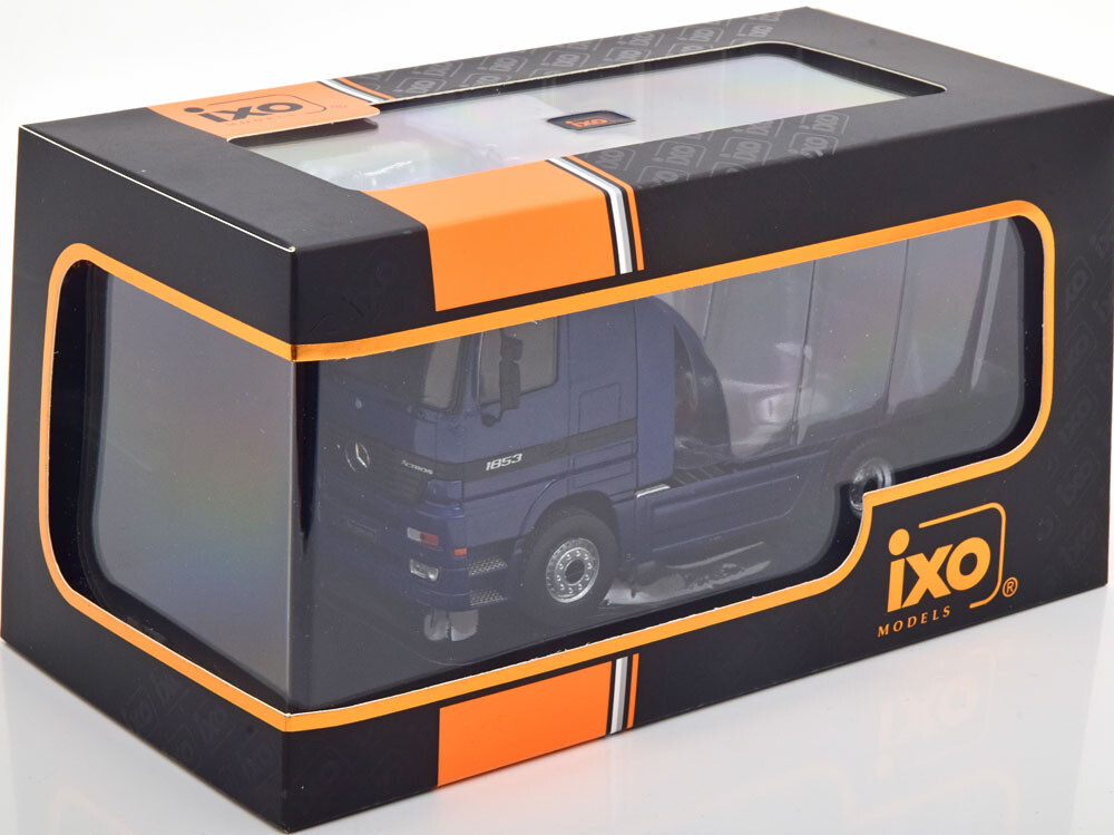 Camion Mercedes Actros 1853 MP1 IXO 1:43 en métal bleu foncé TR121