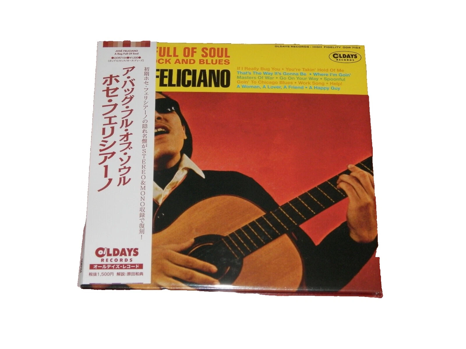 CD de música latina Mono