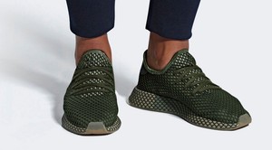adidas deerupt khaki green
