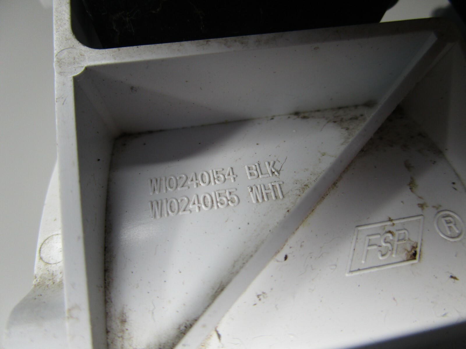 Maytag Dishwasher Door Latch w/ Handle, White W10240053 8524472