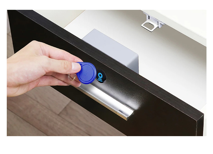 Serrure électronique pour coffre et meuble de bureau en open space