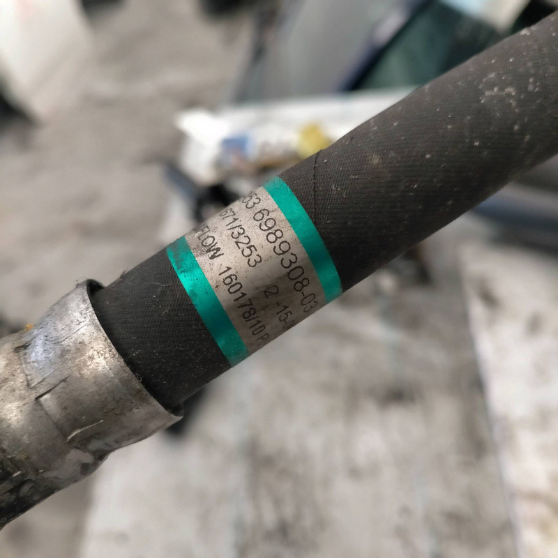 heizungsschlauch für BMW SERIE 1 (E81 E87) 20d DPF Cpè 2007-2012  