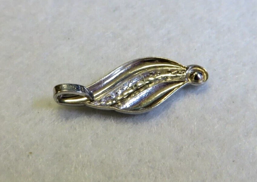 PICCOLO CIONDOLO IN ARGENTO 925 - a forma di foglia - - Immagine 4 di 4