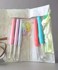 Ergonomic Crochet Hook Set with Stitch Markers and Accessories