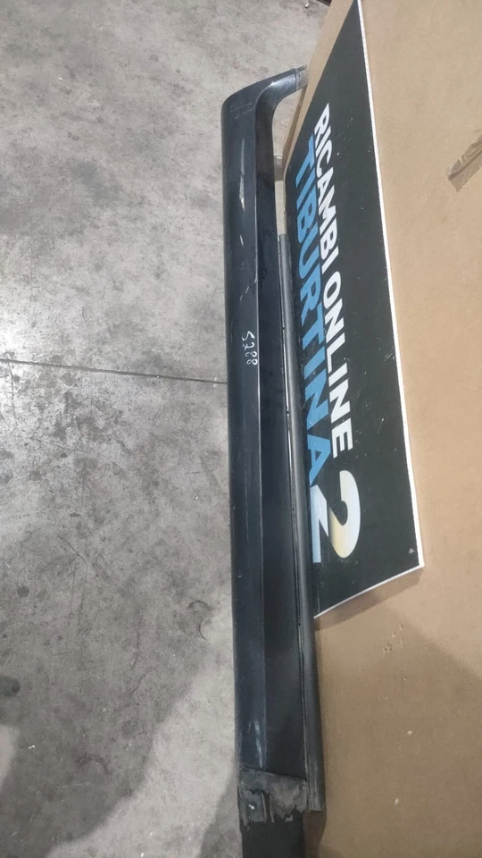 minigonna destra volvo C30 5288 - Imagen 4 de 4