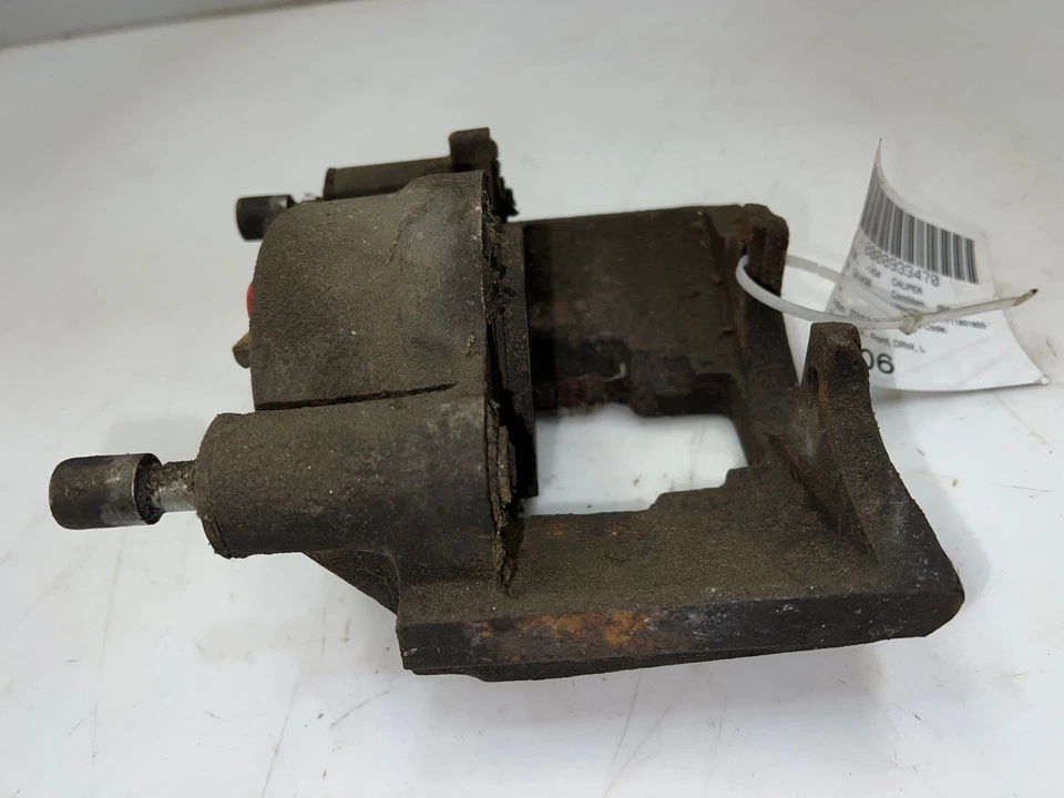 Pinza de freno delantera GM Dual C3500 Express 3500 LH lado del conductor OEM 18017227 Foto 2 de 4