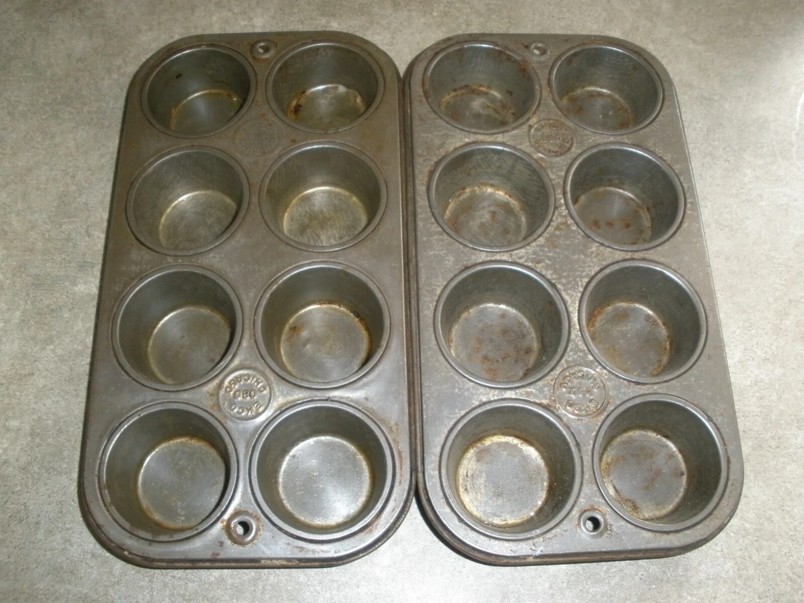 Lot of 2 Vintage EKCO 080 CHICAGO Eight Count Mini Muffin Pan ~ 10 1/2" X 5 1/2"