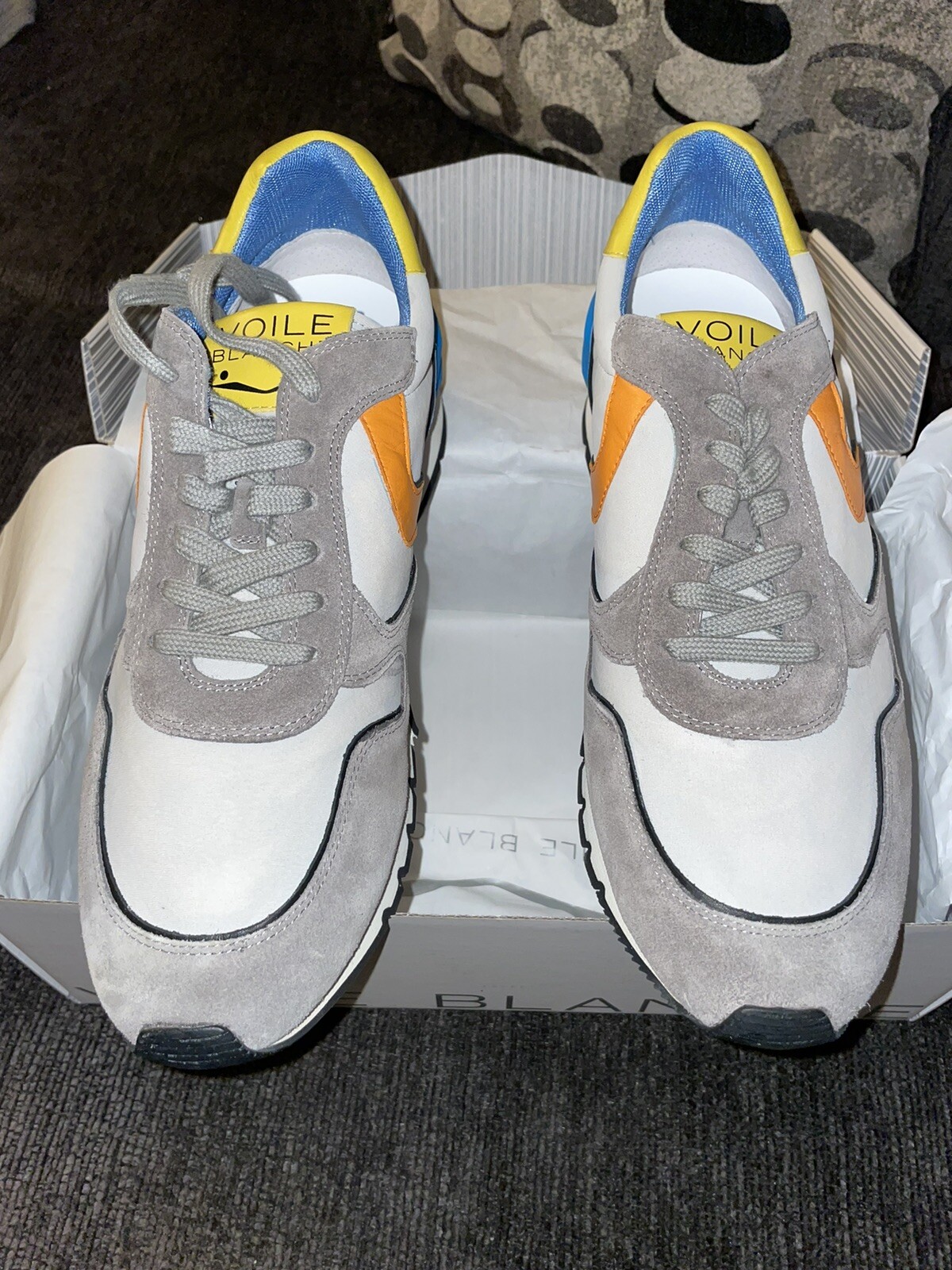 Picture 4 of 5