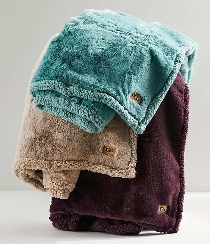 UGG Cynthia Faux Fur & Sherpa Reversible Throw Blanket in Denim Blue 50