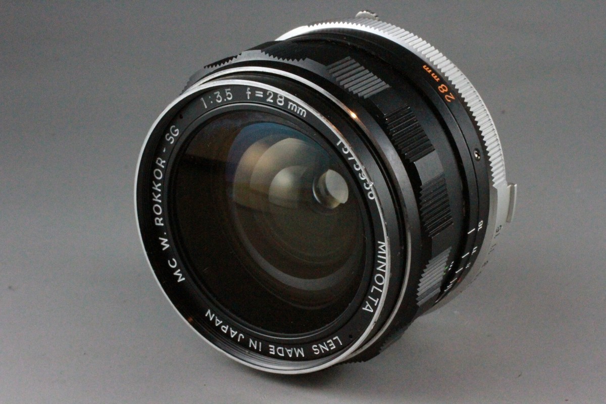 EXCELLENT Minolta MC W.ROKKOR-SG 28mm f/3.5 Wide Angle Lens #388