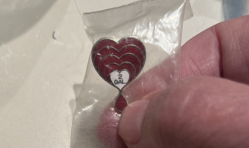 United Blood Services Heart Blood Donor Lapel Pin 2 Gallon