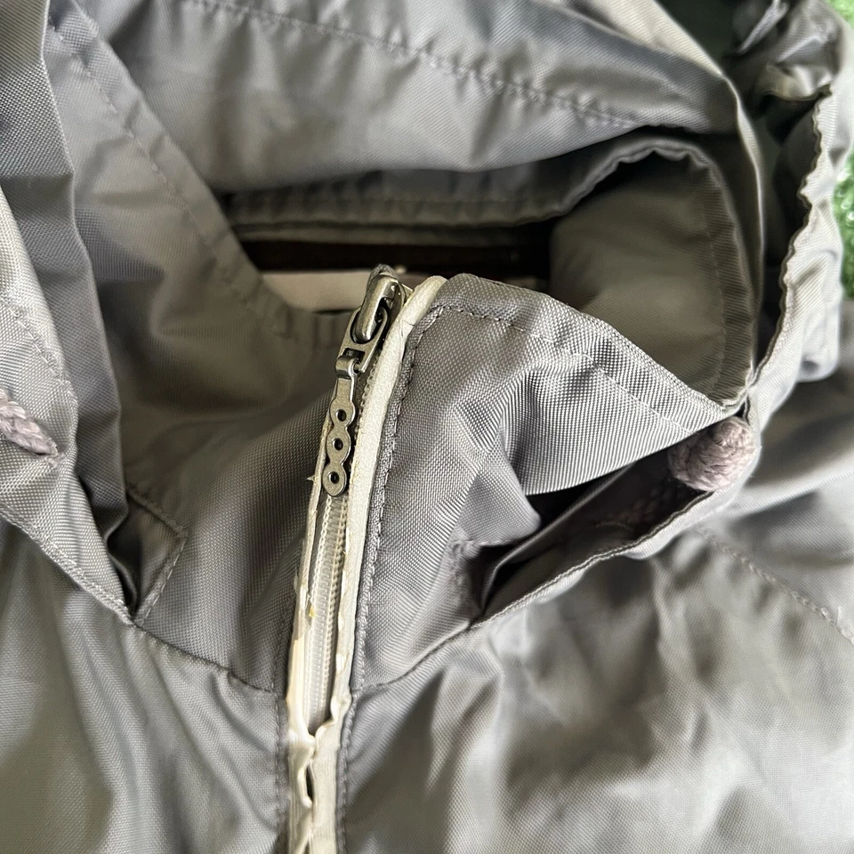 Vintage Y2K Nike Gray Red Half Zip Baggy Nylon Hooded Windbreaker Jacket Small - Image 4 of 4