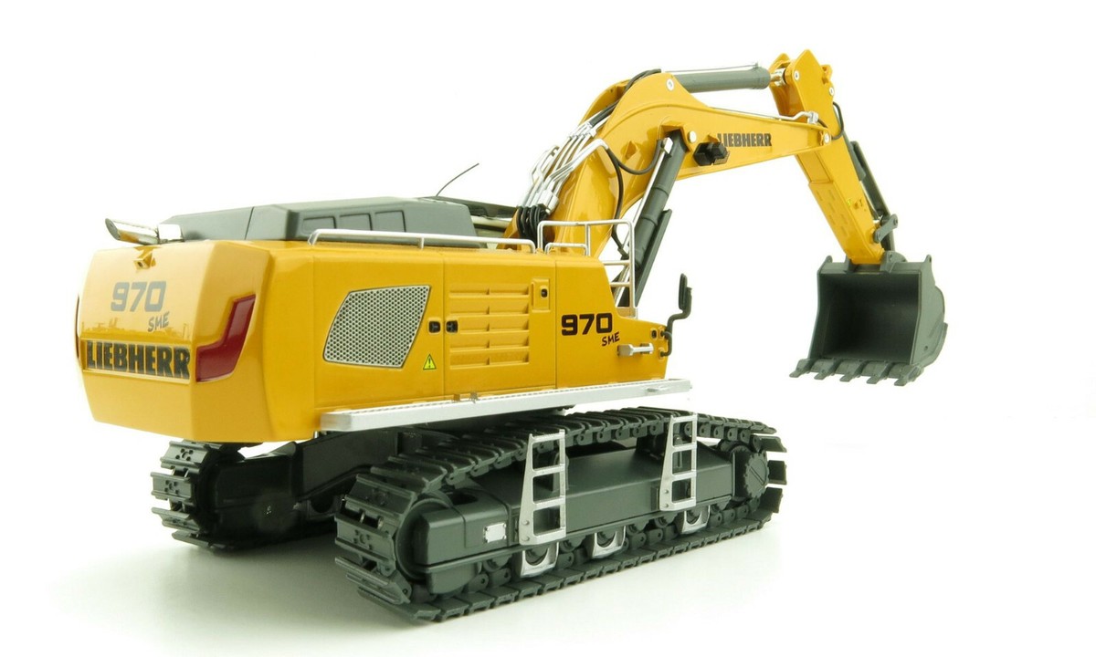 WSI 64-2002 - Liebherr R970 SME Tracked Excavator Yellow New