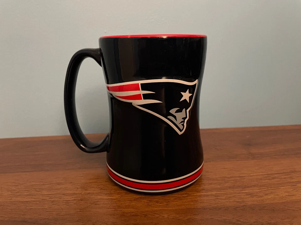 Taza New England Patriots cerámica esculpida 14 oz marcas Boelter 2015 NFL Foto 3 de 4