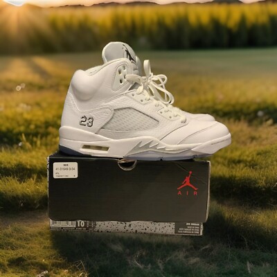 Never worn! Air Jordan V Retro size 10 with box 2006 Jordan 5 Fire Red Size 10 (DEADSTOCK ) with box and  main image 2