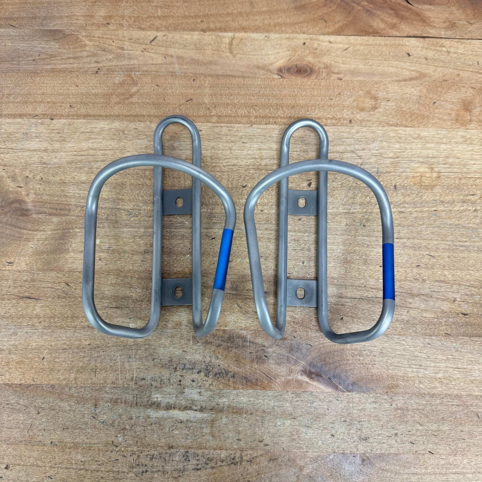 Mint! King Cage Anodized Titanium Blue Pair Bike Water Bottle Cages 55g
