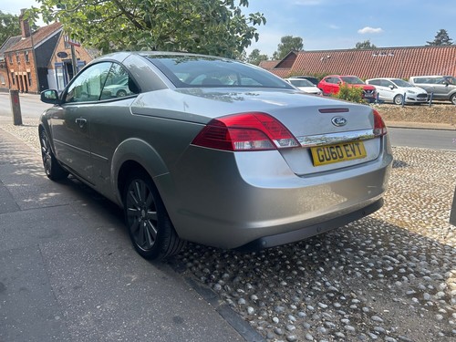 2010 Ford Focus CC 2.0 CC-2 2dr CONVERTIBLE Petrol Manual - Picture 3 of 9