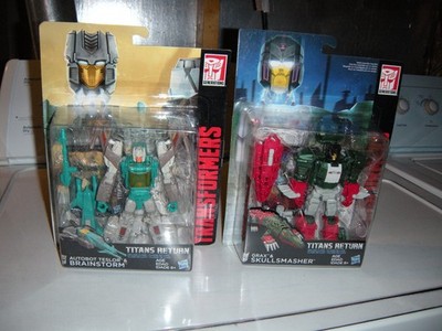 Transformers Titans Return Walgreens Brainstorm and SkullSmasher New