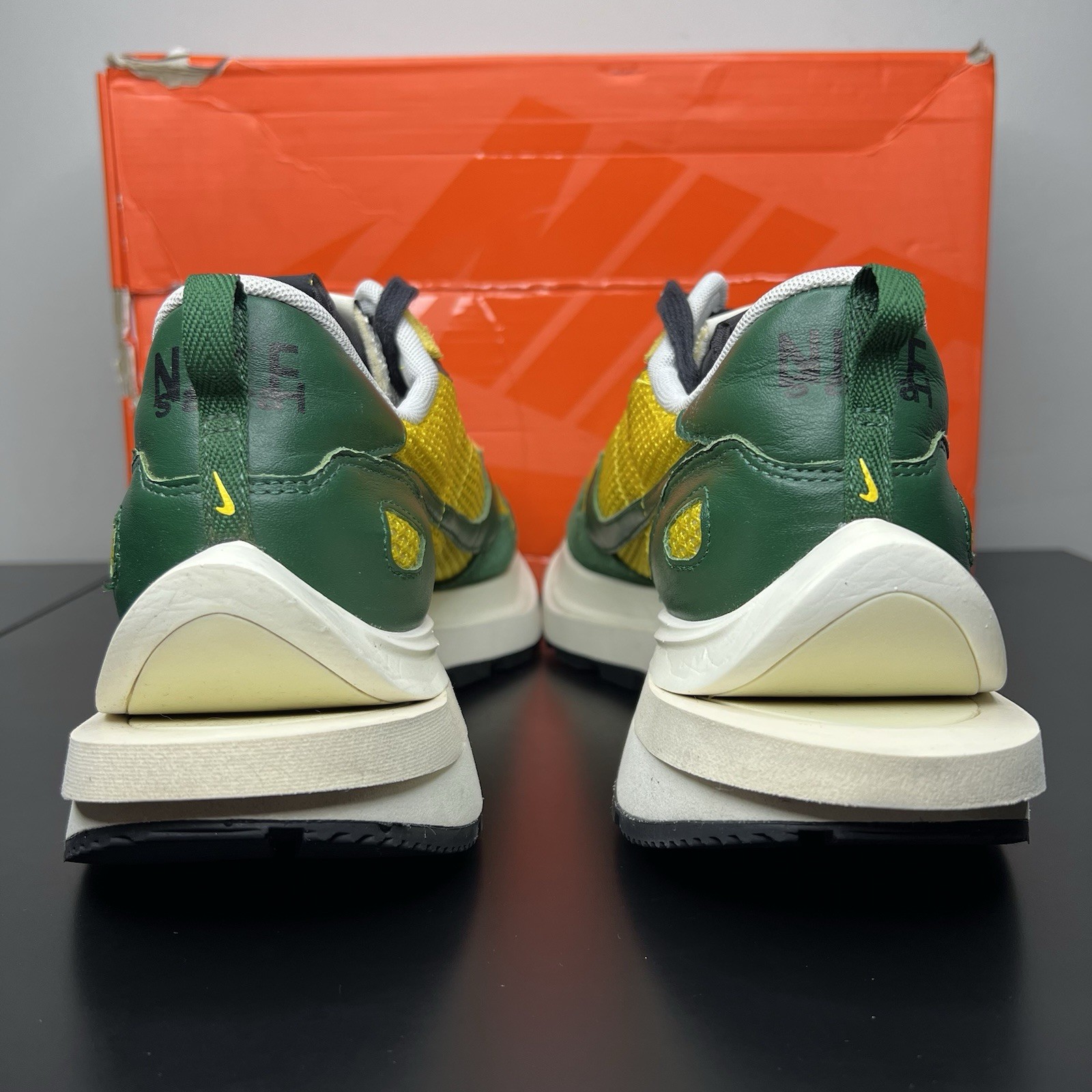 SACAI X NIKE Taglia 12 Nike sacai x VaporWaffle Tour Giallo