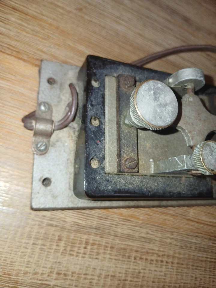 German Junker telegraph morse hand key, D.B.G.M. Honnef/Rh - Image 4 of 4