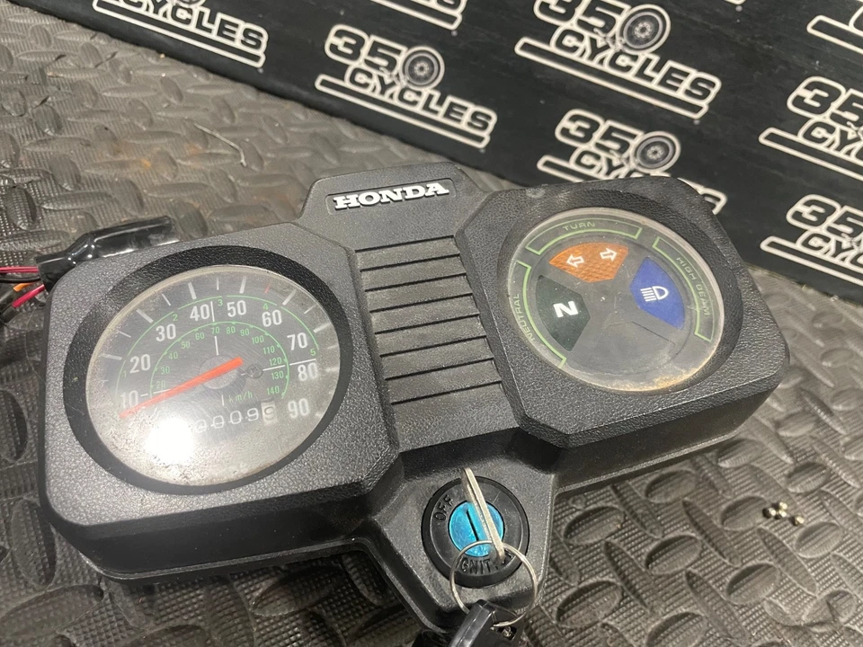 Honda CB125 CB125S CB 125 1984 indicadores de tablero velocímetro velocímetro Foto 2 de 4
