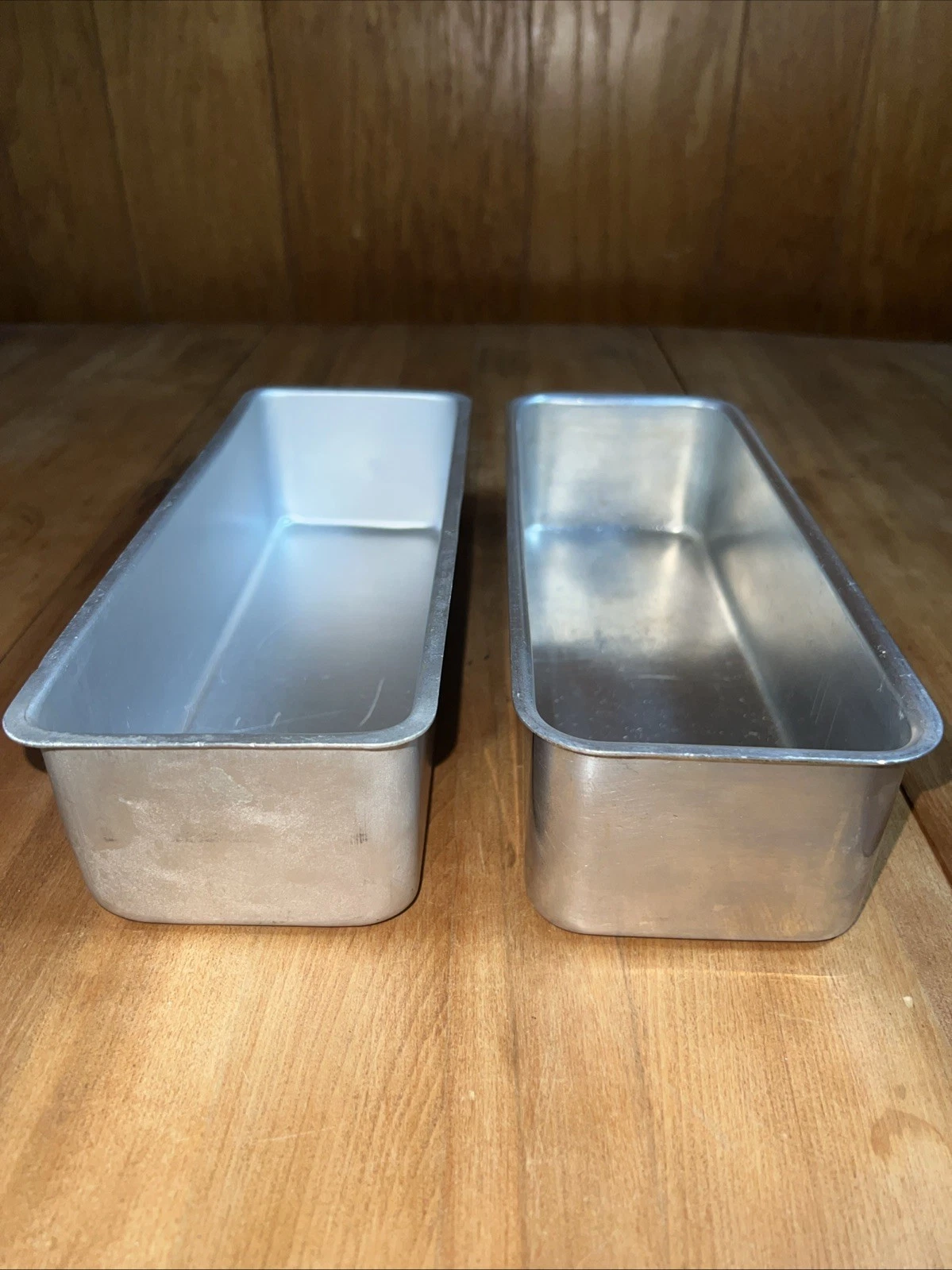 Vintage Mirro 5197M Aluminum Loaf Cake Pan 10 1/4" x 3 5/8" x 2 5/8", Set Of 2