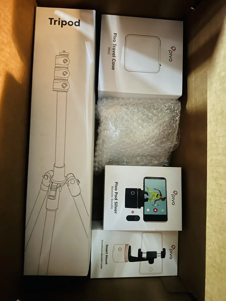 [New] Pivo Pod Silver Package + Tripod Set (Pod+Remote+Case+Mount+Tripod) - Image 3 of 4